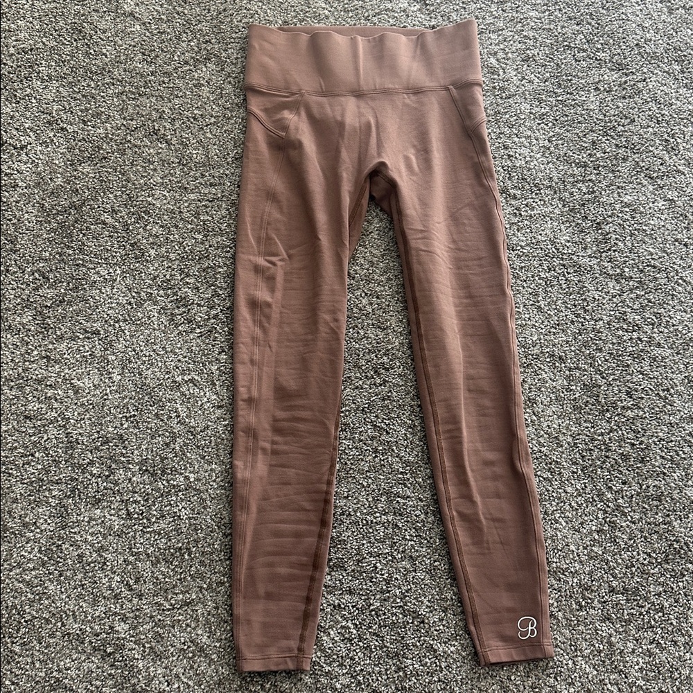 Bombshell leggings size M